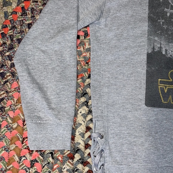 Vintage Looking Star Wars Brand Womens Sweatshirt Size Large - Picture 6 of 15